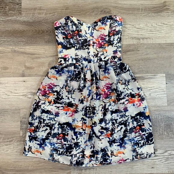 NWT Parker Strapless Dress Abstract Print White Multicolor Fit & Flare Party - Picture 1 of 9
